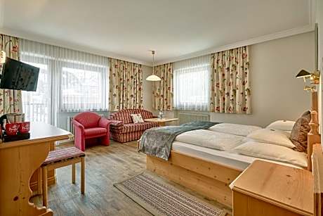 Superior Double Room with Balcony