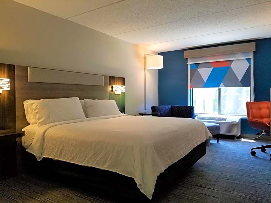 Holiday Inn Express Apex - Raleigh By IHG