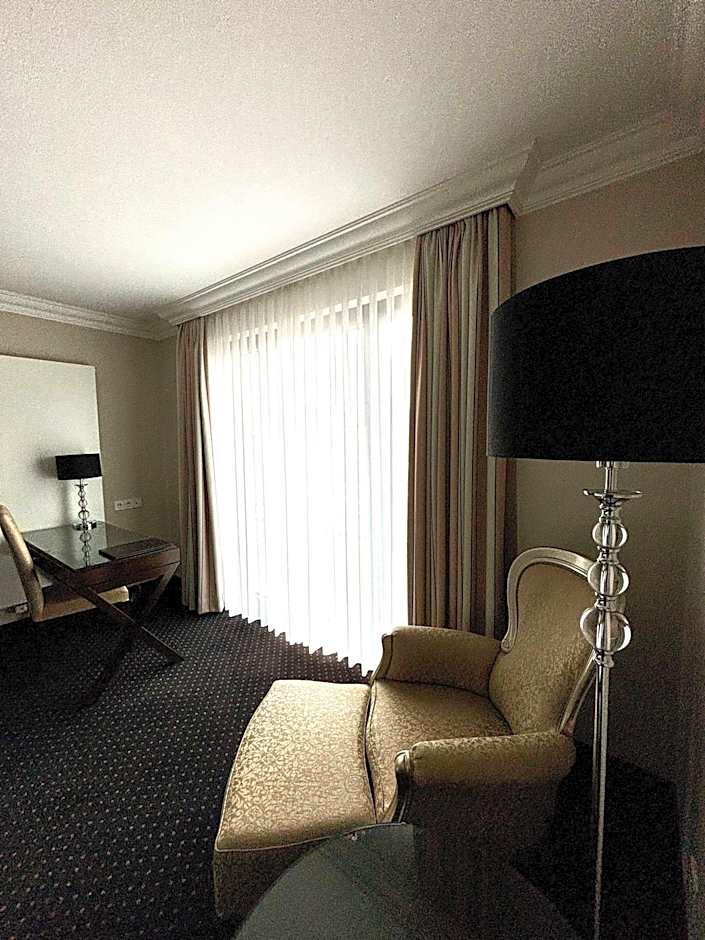 Hotel & Restaurant Schönau