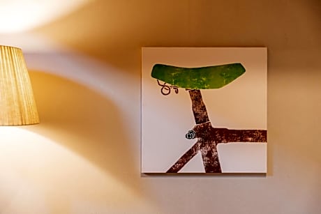 Standard Twin Room with Shared Bathroom