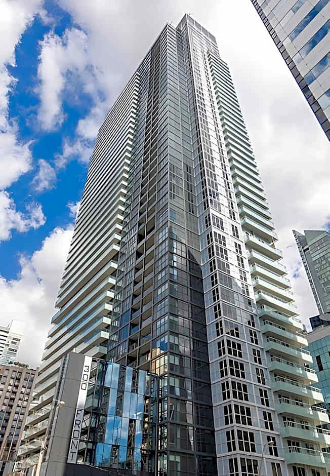 Luxury 1BR Condo - King Bed - Stunning City View