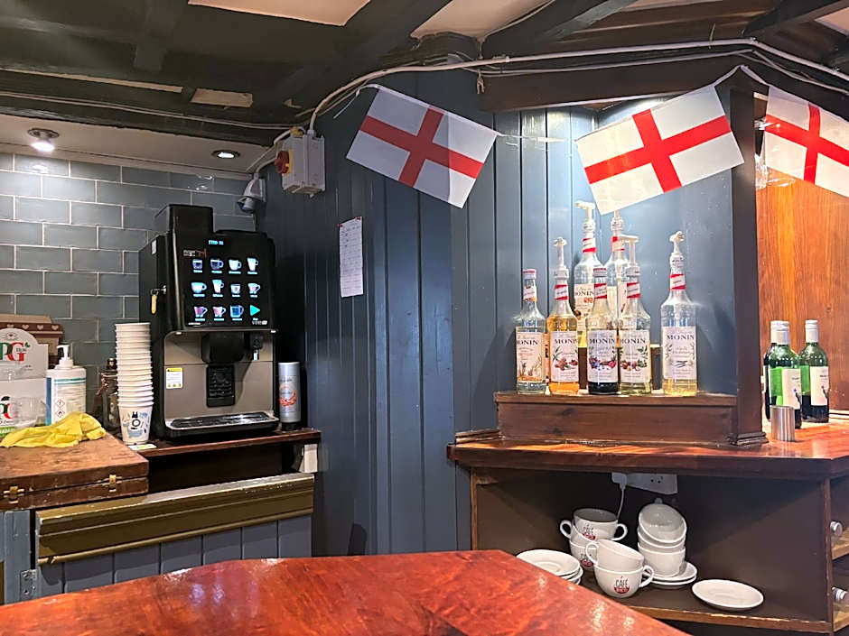 The Golden Lion Hotel