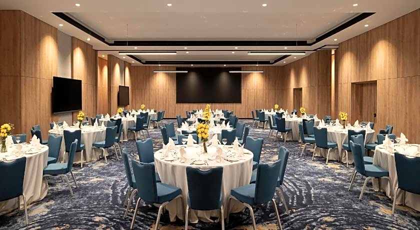 Park Inn by Radisson Hotel & Apartments Kuwait