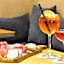 Oh la la ! Hotel Bar Paris Bastille