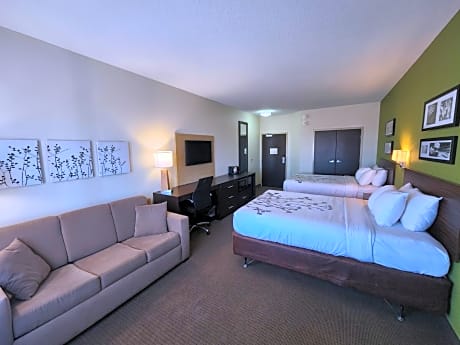 Queen Suite with Two Queen Beds - Non Smoking
