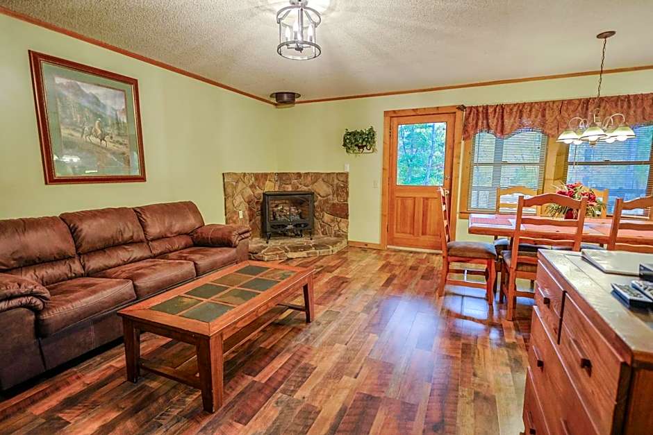 Springmaid Mountain Retreat & Stables