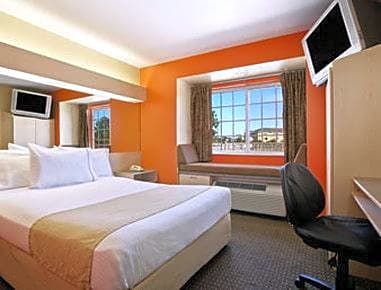 Microtel Inn & Suites By Wyndham Baton Rouge