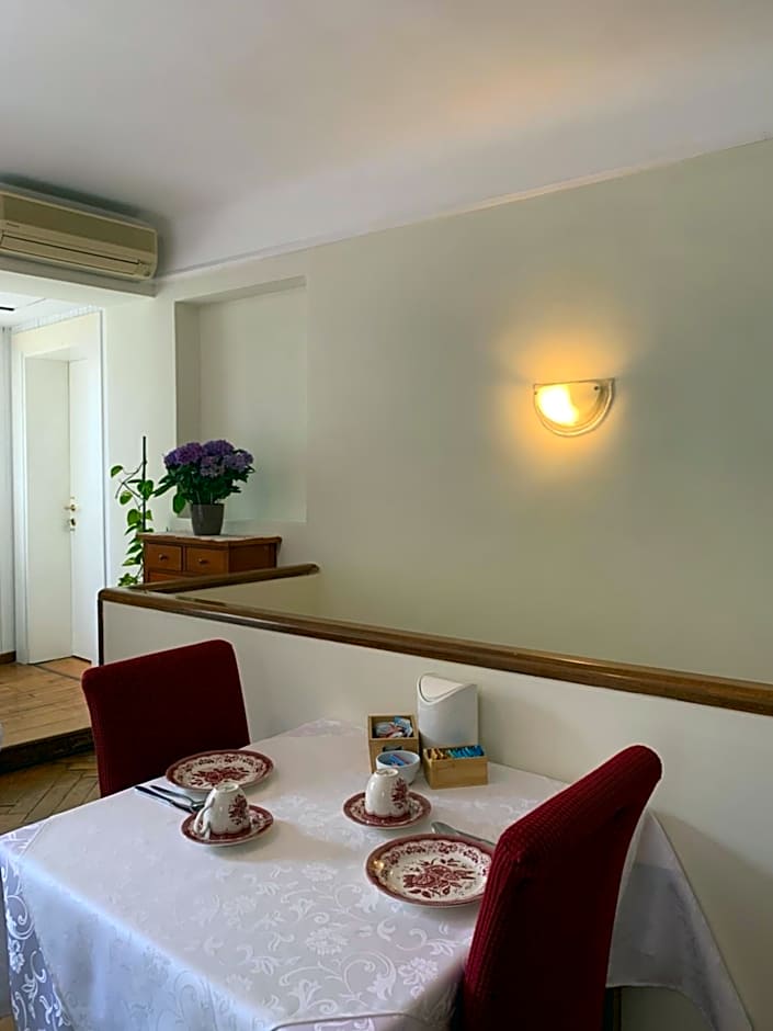 AL CAMPANIEL BED AND BREAKFAST