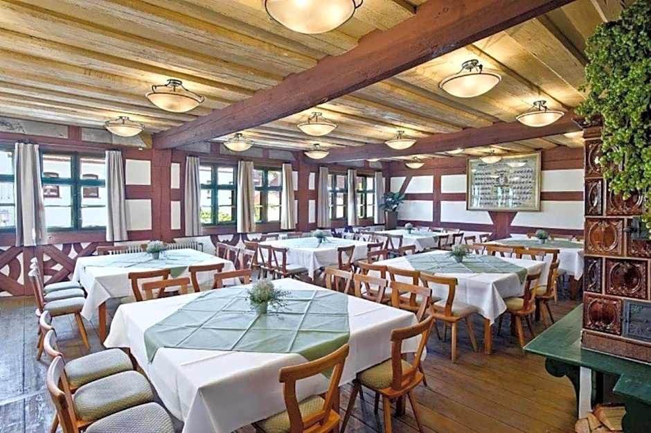 DER SCHWAN Hotel & Restaurant