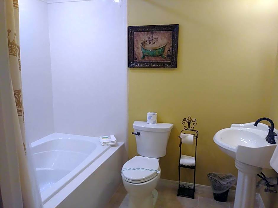 Edgewater Inn - Biloxi Beach