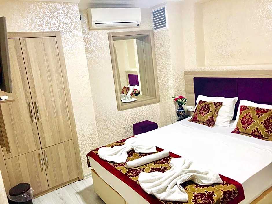 Theodian Hotel