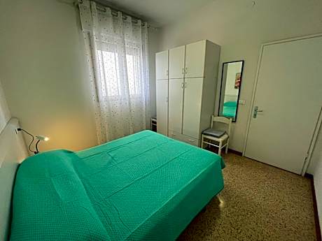 One-Bedroom Apartment with Garden