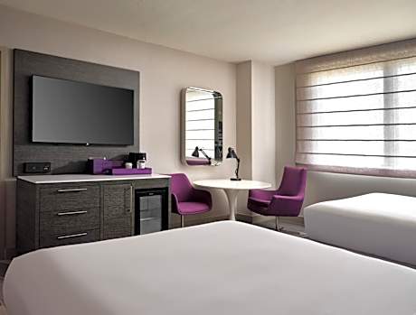 One-Bedroom Suite with Two Queen Beds