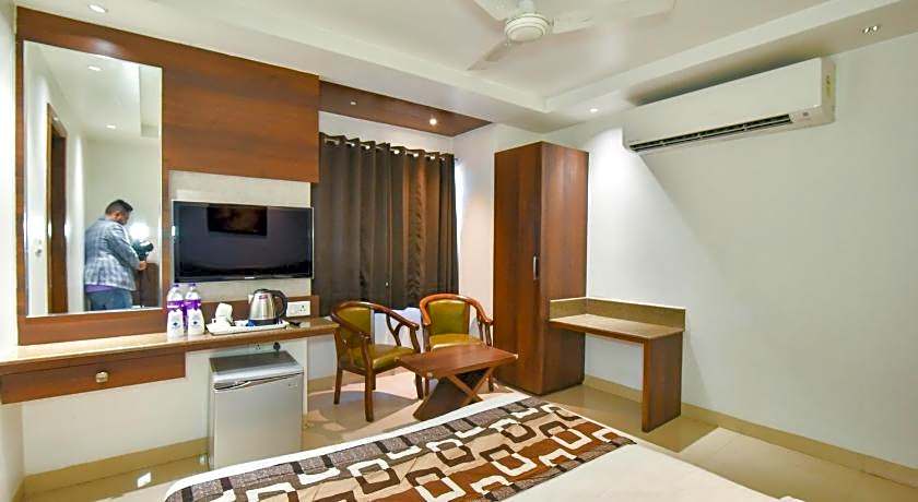 Hotel Sapphire Opposite Golden Temple