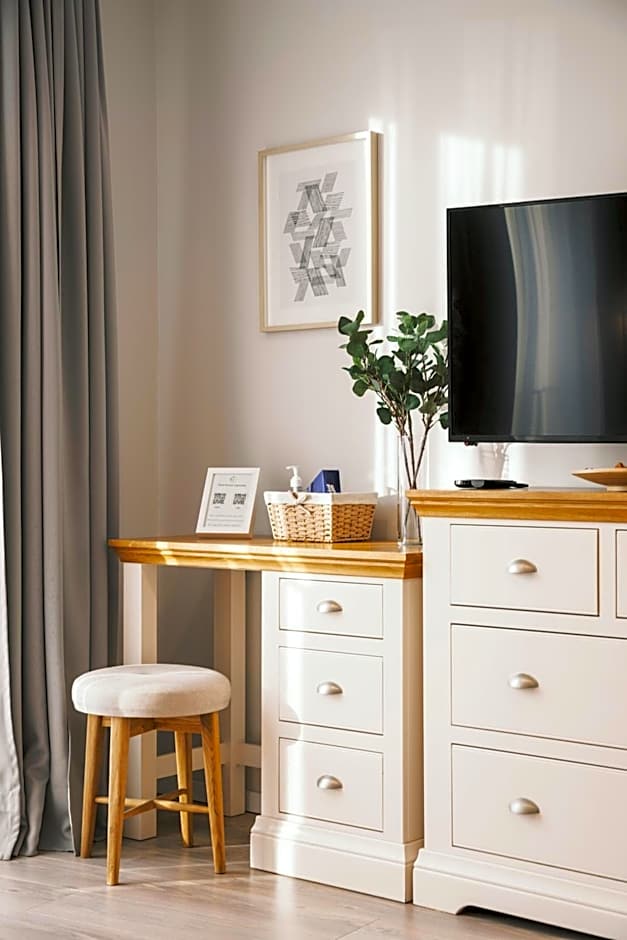J14A I Rooms & Apartments AUTOMATED SELF CHECK-IN