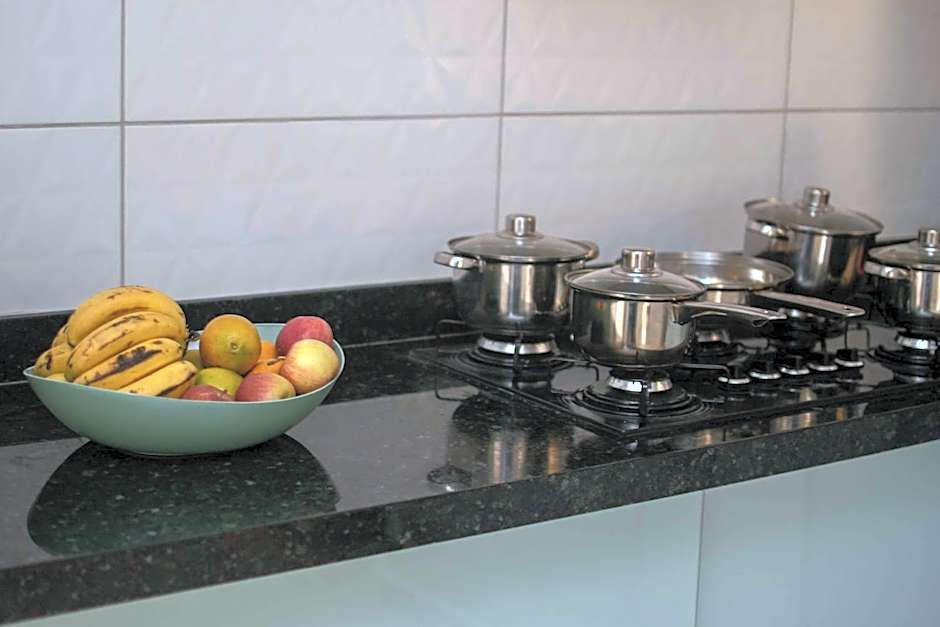 Casa com 2 Quartos e Varanda Gourmet