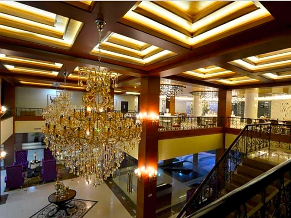 Sutan Raja Hotel And Convention Centre