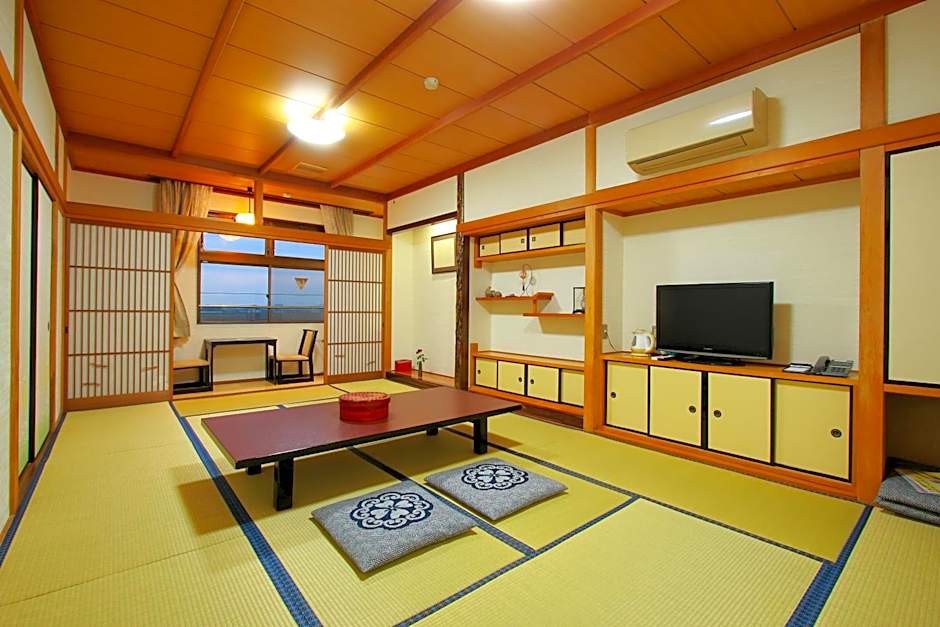 Yumoto Kobayashi
