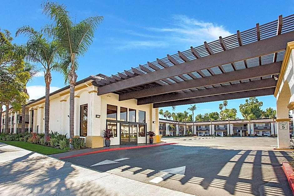 Stanford Inn And Suites Anaheim