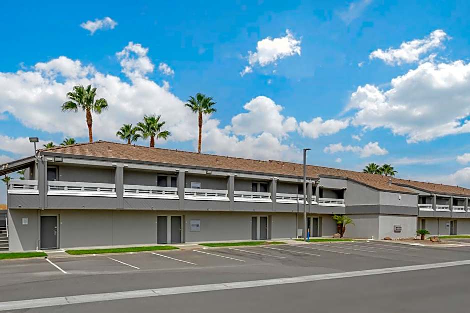 Quality Inn Kettleman City near Hwy 41