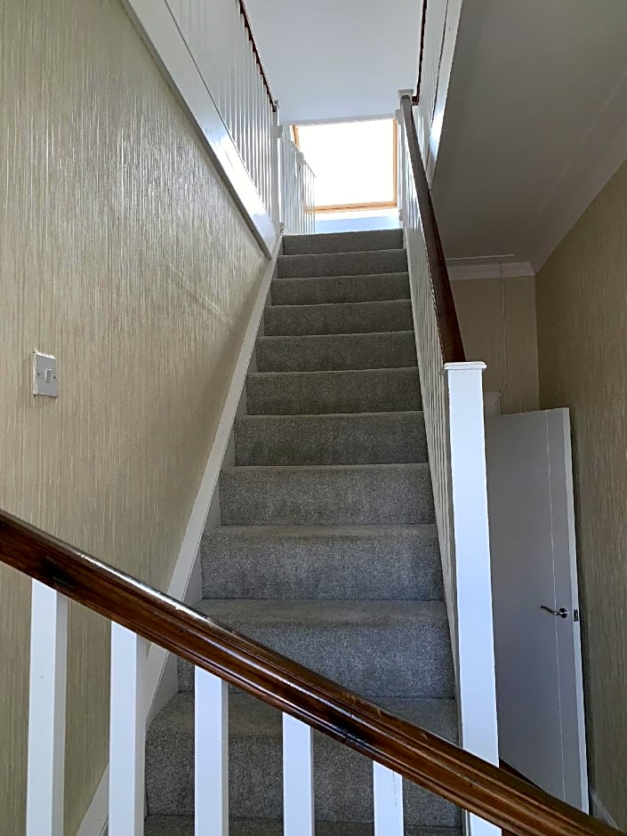 Village Tavern Apartment