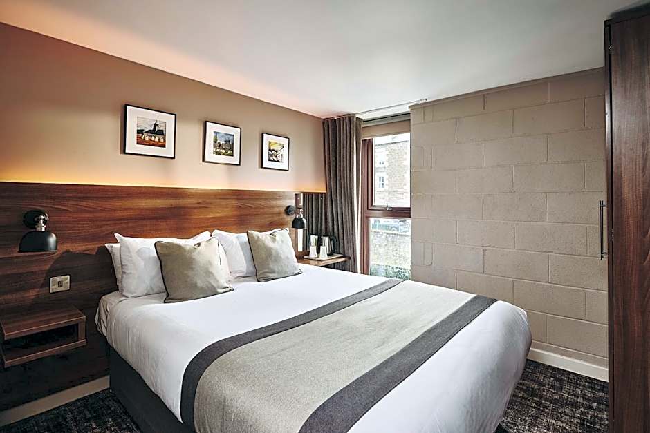 The Ranald Hotel