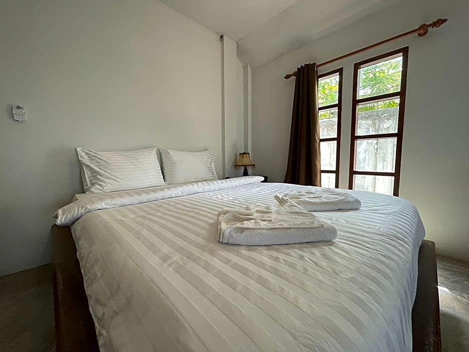 Rose Garden Samui Bungalows