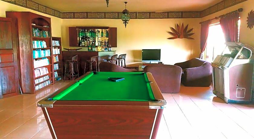 Asian Jewel Boutique Hotel