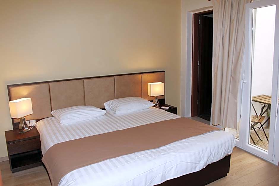 Rea Hotel