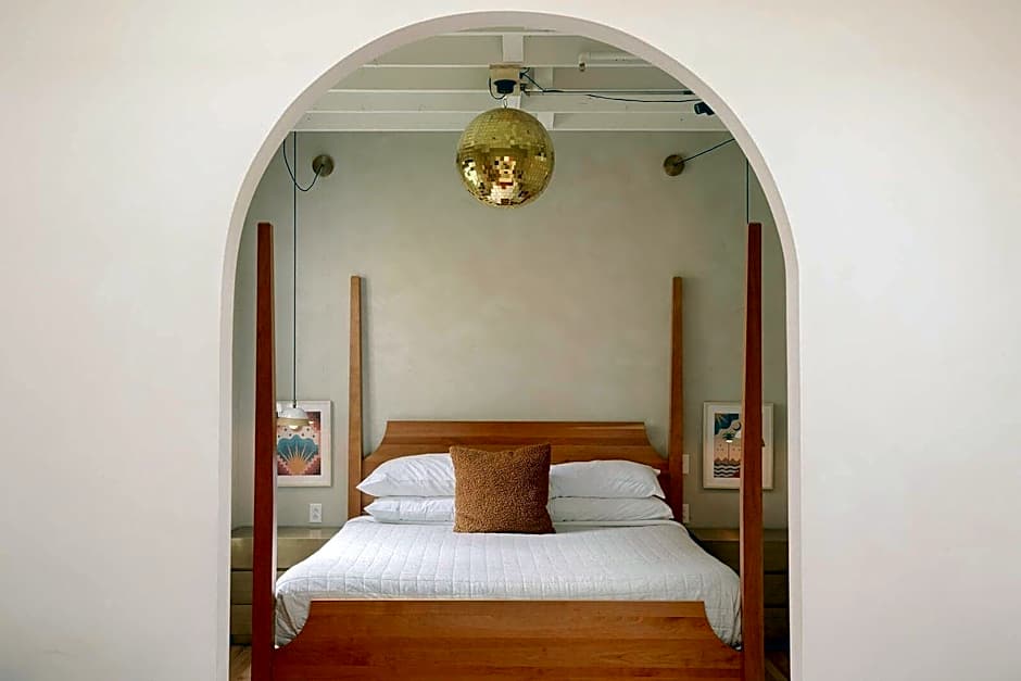 Hotel Novacancy