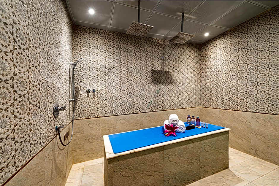 Crown Rose Al Sahafa Hotel