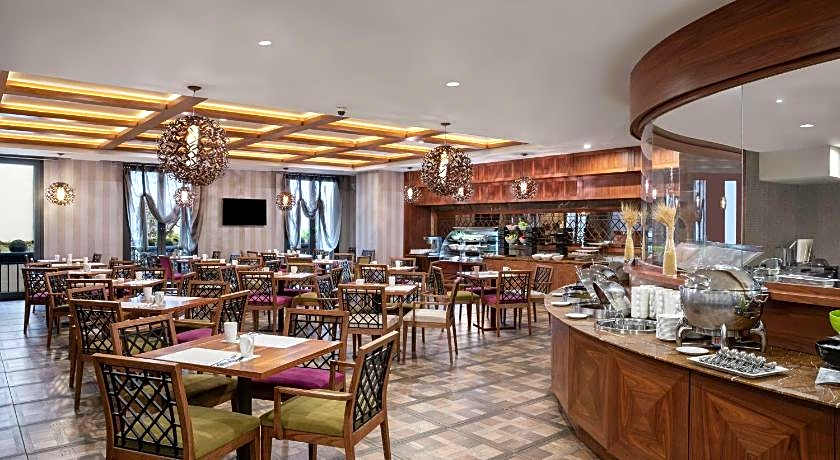 DoubleTree by Hilton Istanbul Gayrettepe