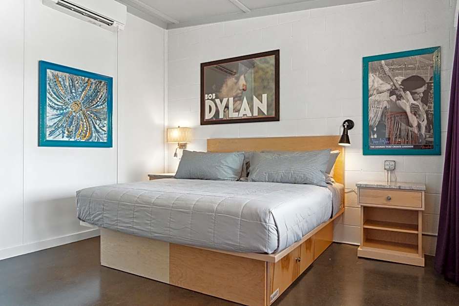 Boutique Vera Hotel in the Heart of Folly Beach