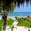 Casa Iguana Holbox - Beachfront Hotel