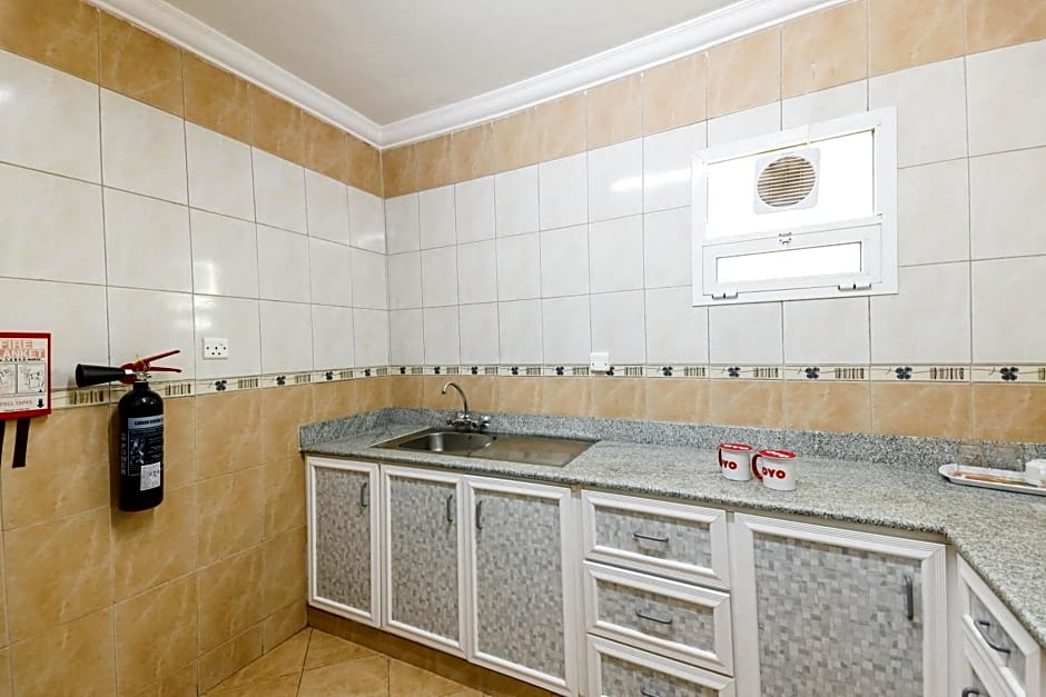 OYO 125 Manam Sohar Hotel Apartments