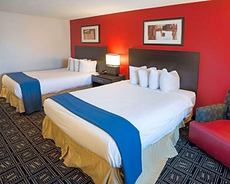 Queen Room with Two Queen Beds - Accessible/Non-Smoking