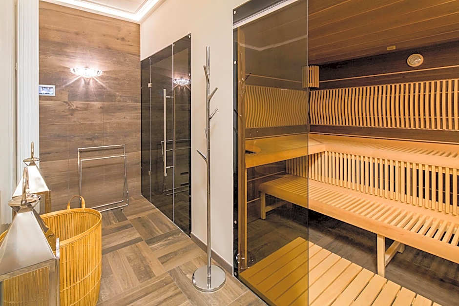 Rubin Luxury Apartments