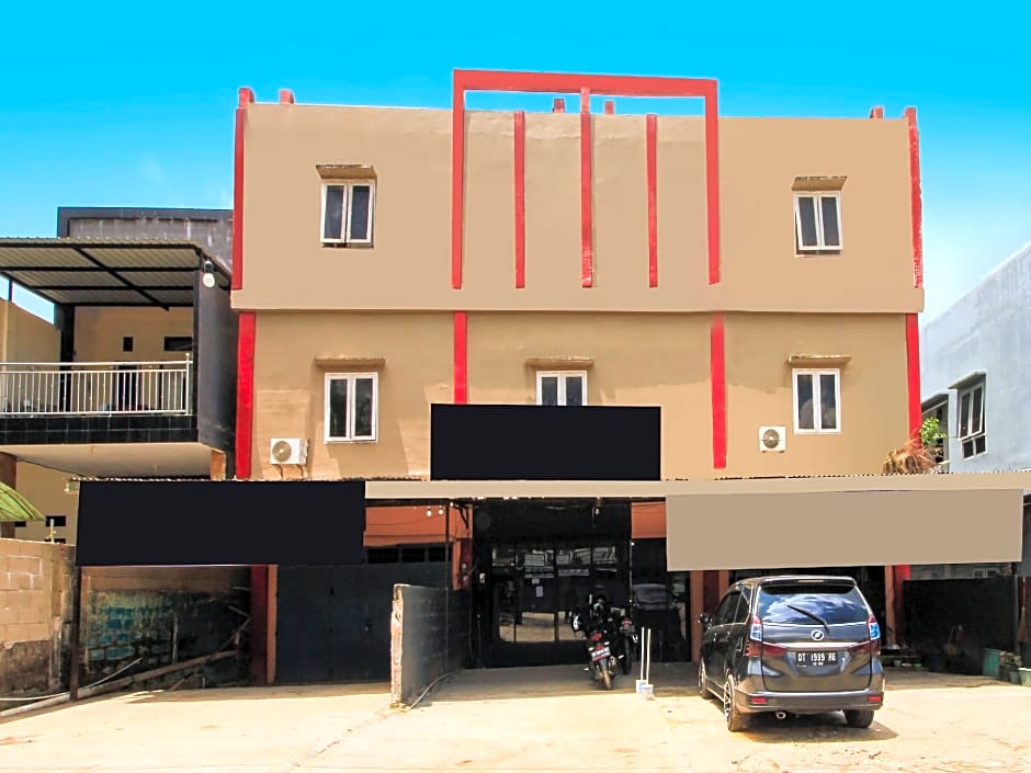 OYO 91855 Big Hotel Kendari