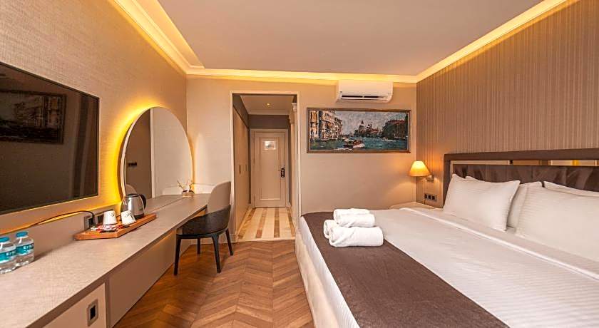 MQ Hotel Suites & SPA