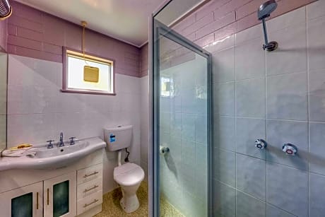 1 Double Bed, Non-Smoking, Free Wi-Fi, Cable Tv, Mini Bar