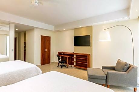 Studio Suite with Two Queen Beds - Non-Smoking