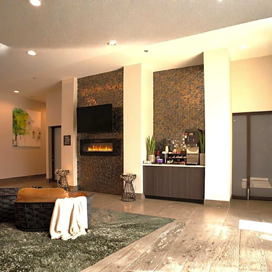 La Quinta Inn & Suites by Wyndham Chattanooga Downtown/South