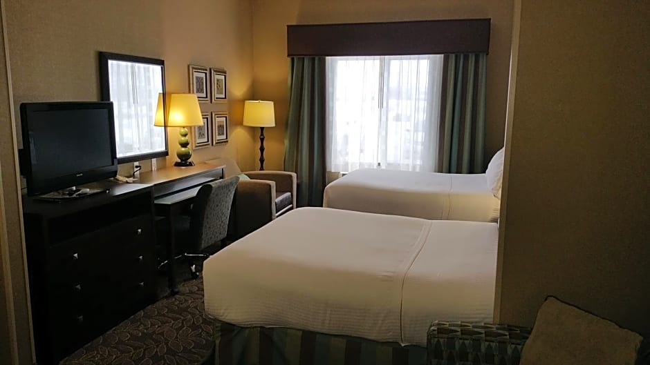 Holiday Inn Express & Suites Logan By IHG