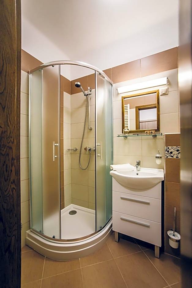 Natur Hotel Kövestető