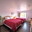 6267 Persepolis Inn