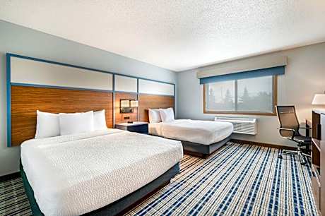 Queen Room with Two Queen Beds - Non-Smoking