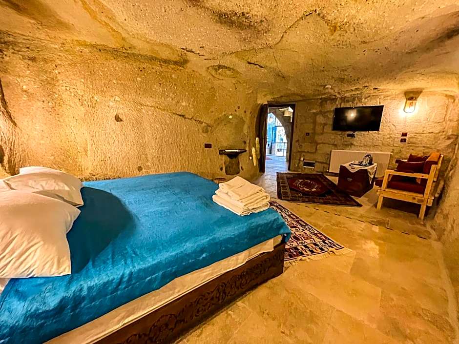 Takunya Cave Hotel