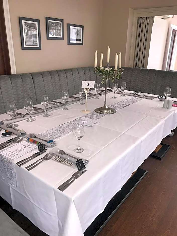 The Maypole at Wellow