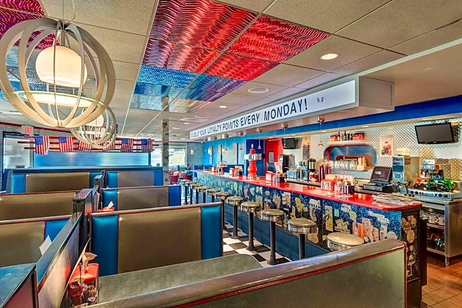 Best Western Plus Portsmouth Hotel and Suites
