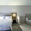Holiday Inn Express Hotel & Suites College Station By IHG
